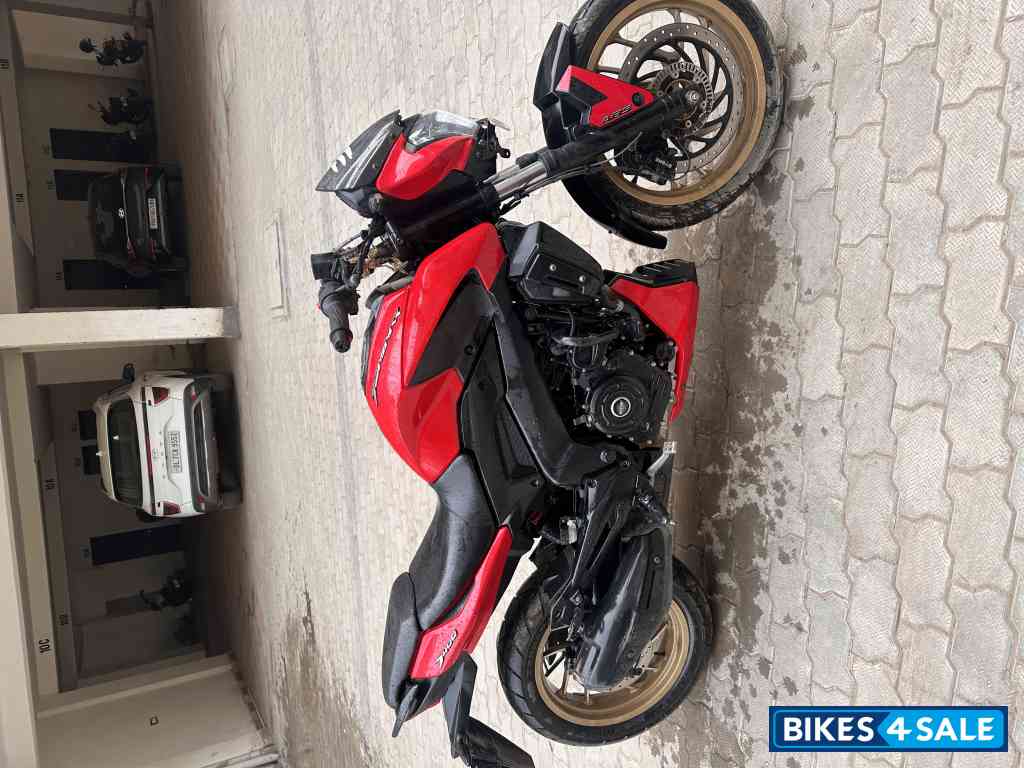 Bajaj Dominar 400 ABS BS6