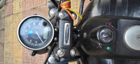 Black Bajaj Avenger 180 DTS-i
