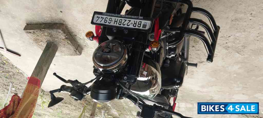 Black Mirror Jawa 42 Bobber Black Mirror