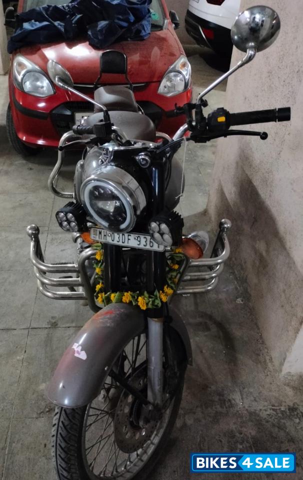 Royal Enfield Classic 350 Royal Enfield Classic 350