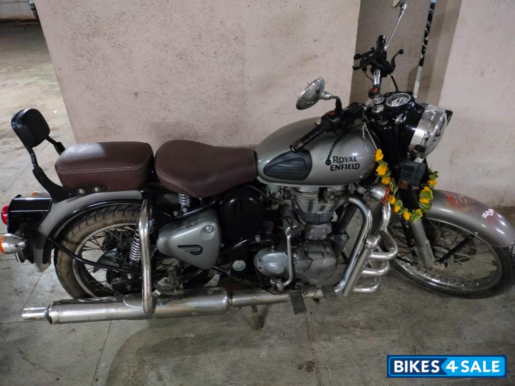 Royal Enfield Classic 350 Royal Enfield Classic 350