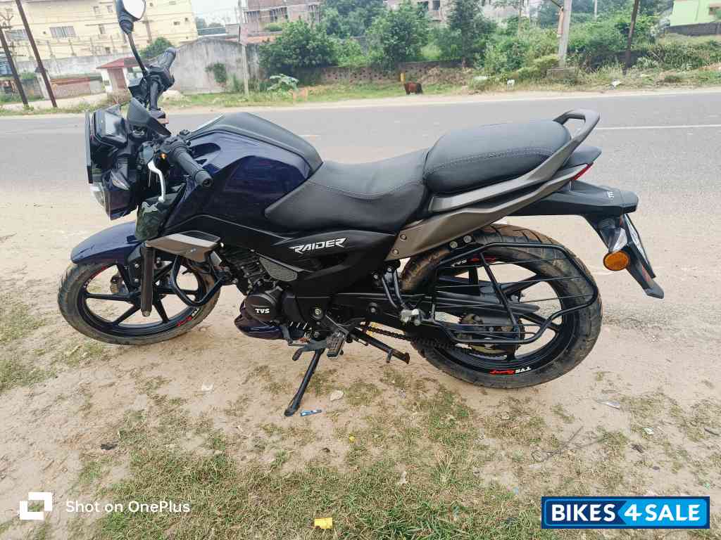 TVS Raider Single Seat