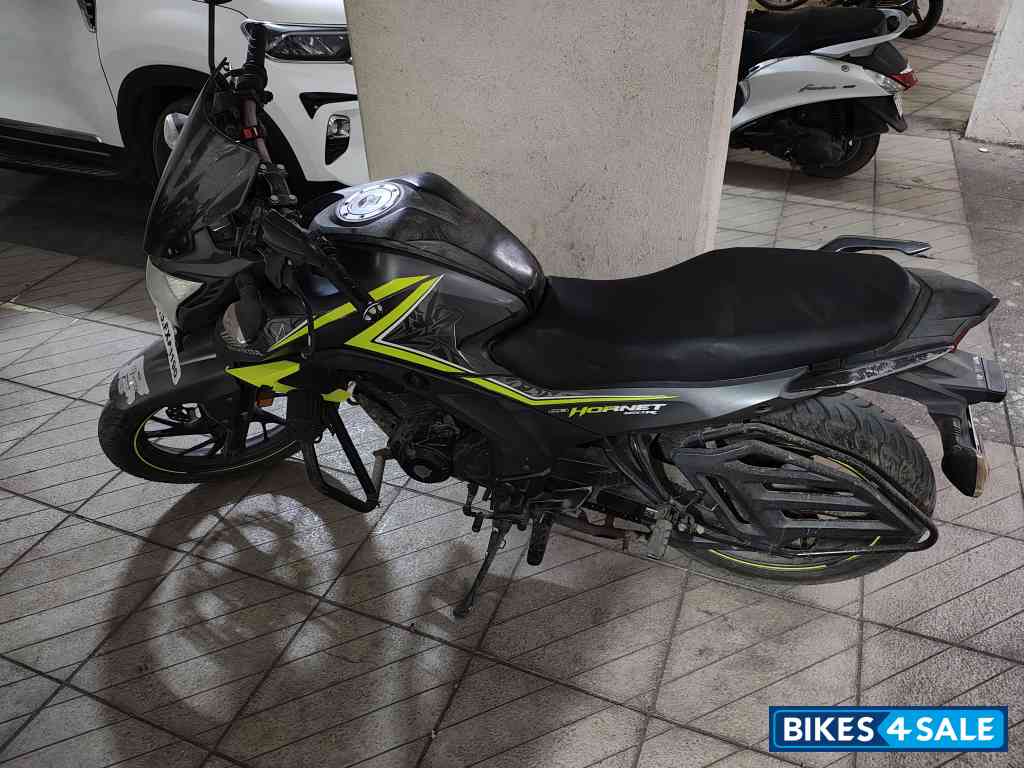 Honda CB Hornet 160R