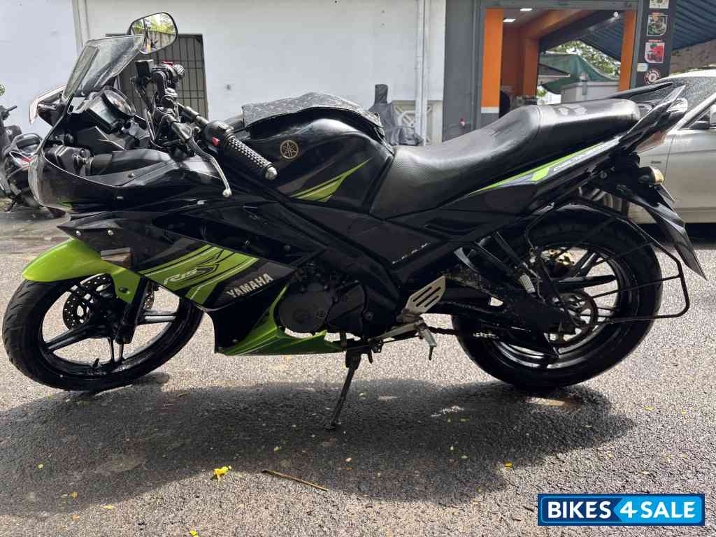 Yamaha YZF R15 S