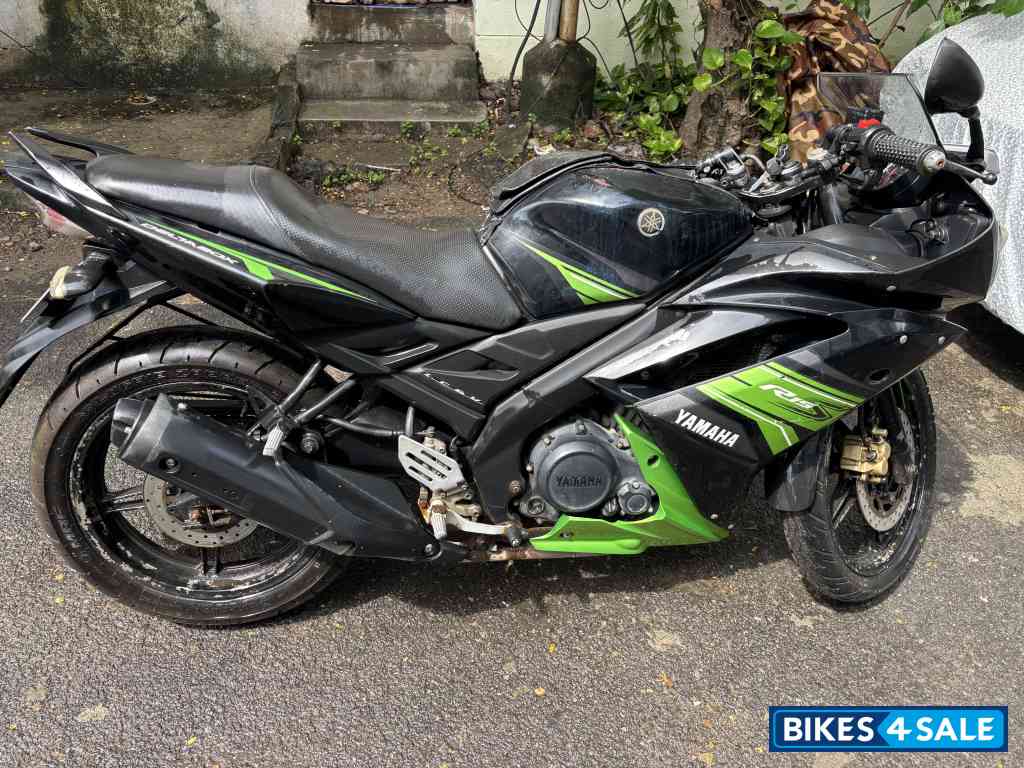 Yamaha YZF R15 S