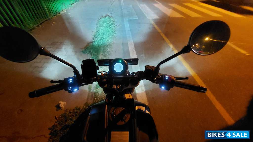 Dark Galvano Matt Husqvarna Svartpilen 250