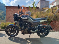 Dark Galvano Matt Husqvarna Svartpilen 250