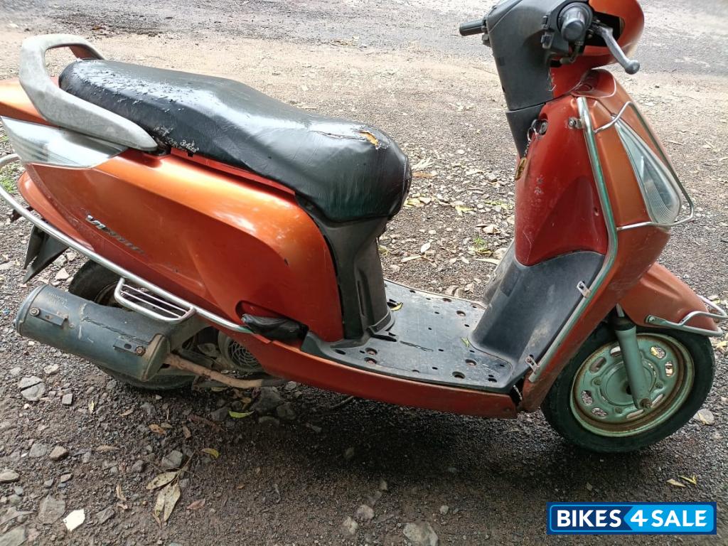 Orange Honda Aviator