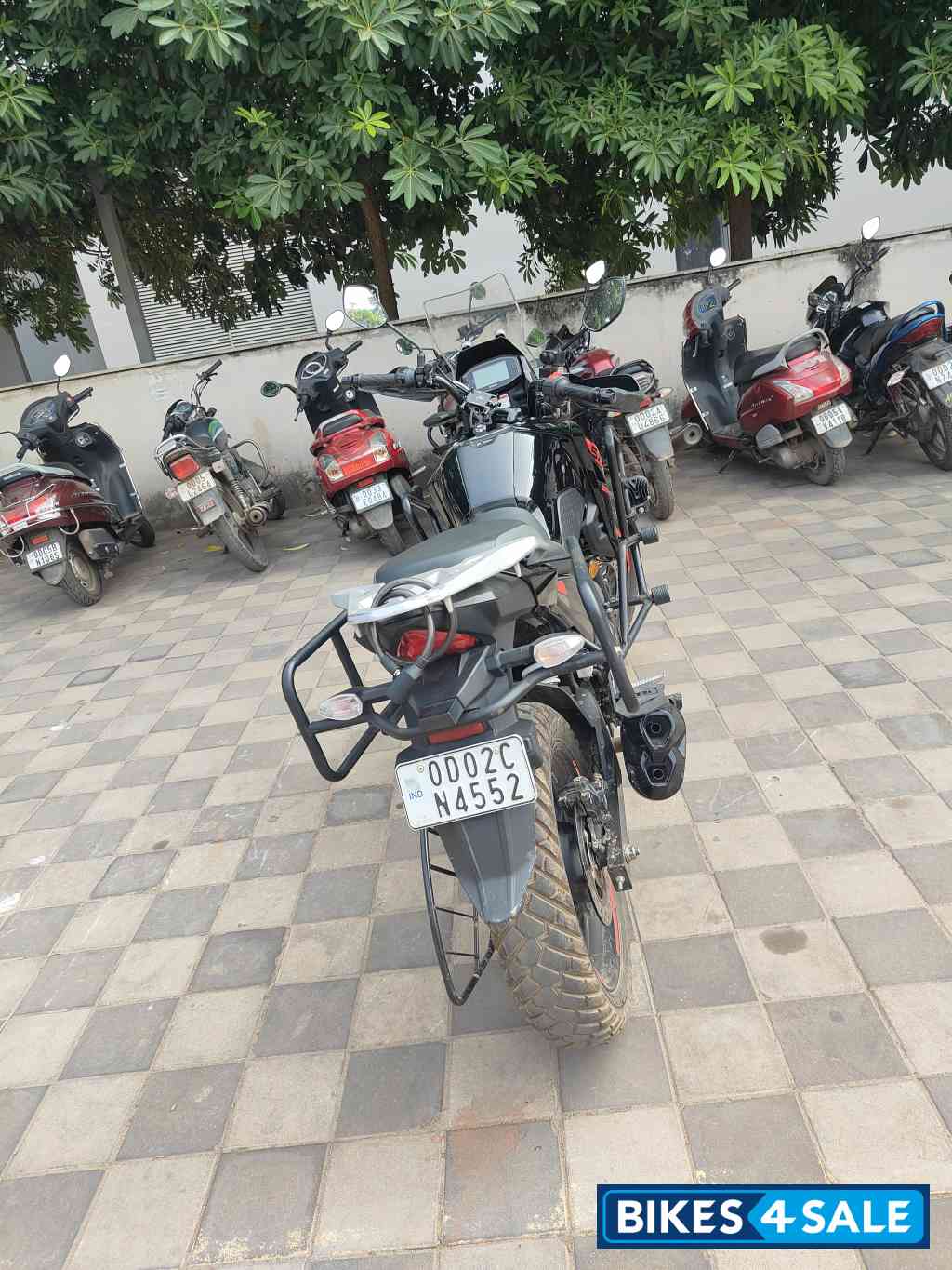 Black Suzuki V-Strom SX