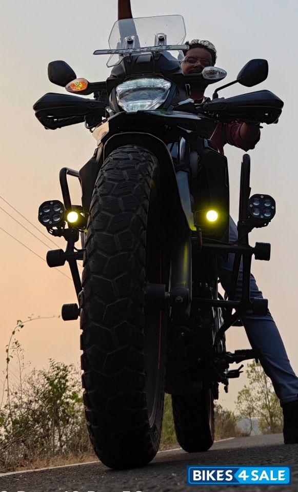 Black Suzuki V-Strom SX