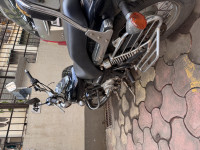 Bajaj Avenger 220 DTS-i