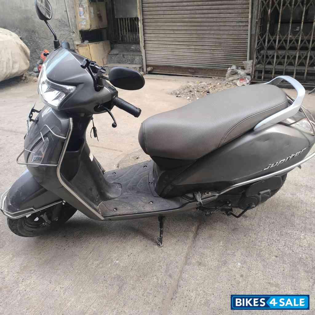 Grey TVS Jupiter BS6