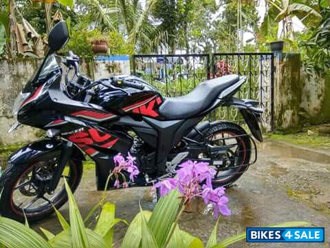 Red And Black Suzuki Gixxer SF