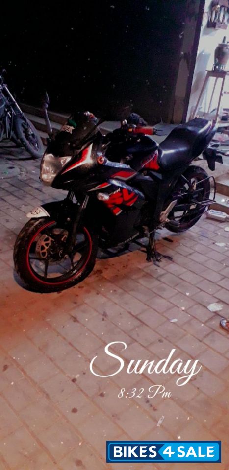 Red And Black Suzuki Gixxer SF