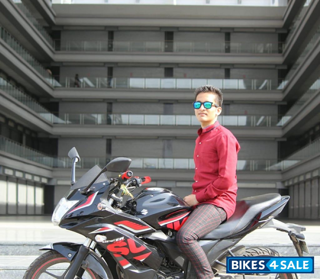 Red And Black Suzuki Gixxer SF