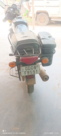 Black Bajaj CT 100B