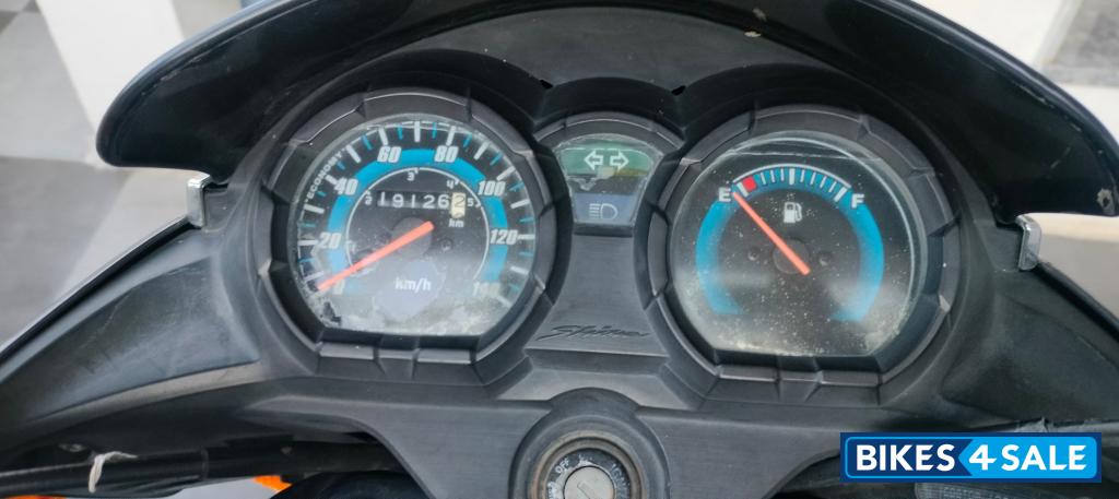 Grey Honda Shine 125 Disc