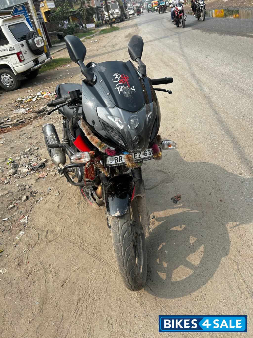 Bajaj Pulsar 220F BS6