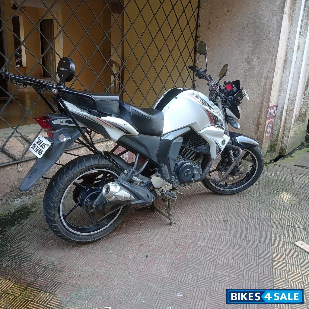 Yamaha FZ-S