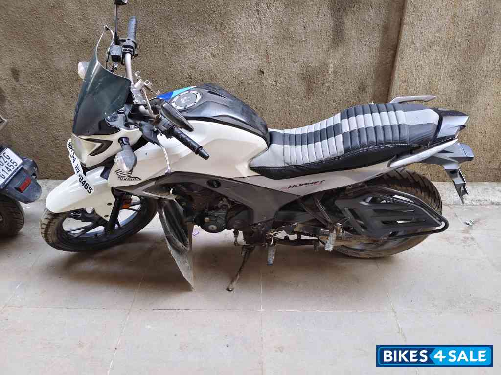 Honda CB Hornet 160R