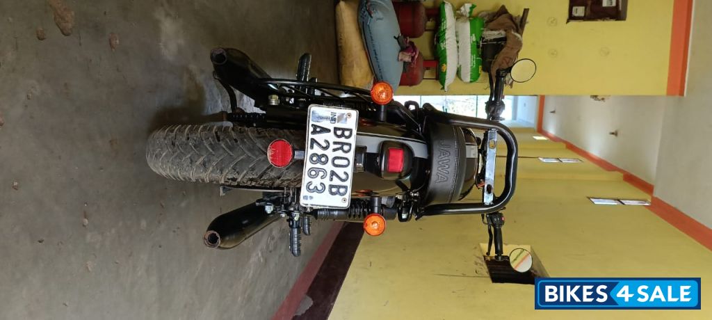 Jawa 42 Dual Channel ABS AllStar Black