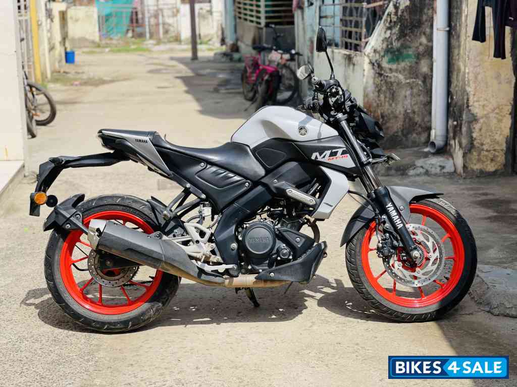 Yamaha MT-15