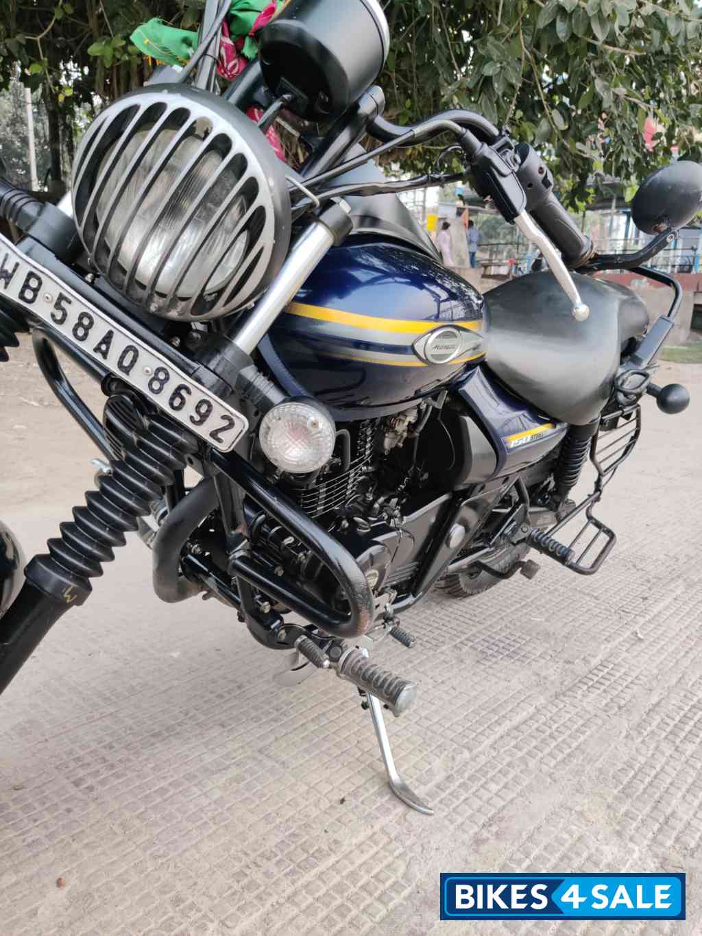 Bajaj Avenger Street 150