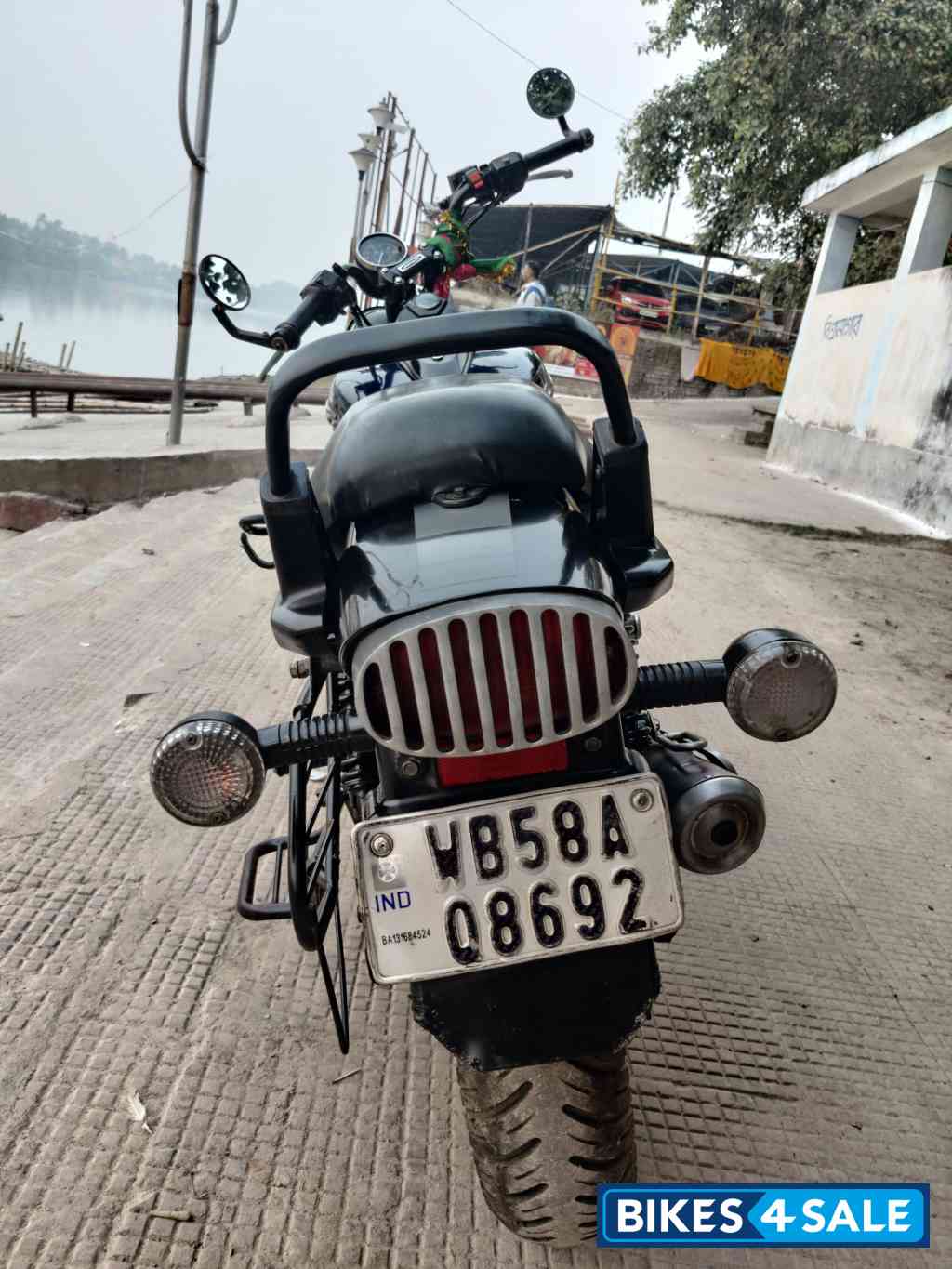 Bajaj Avenger Street 150
