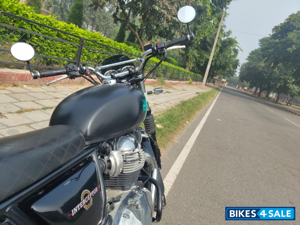 Royal Enfield Interceptor 650 Twin