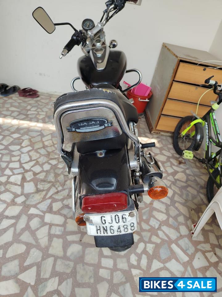Bajaj Avenger 220 DTS-i
