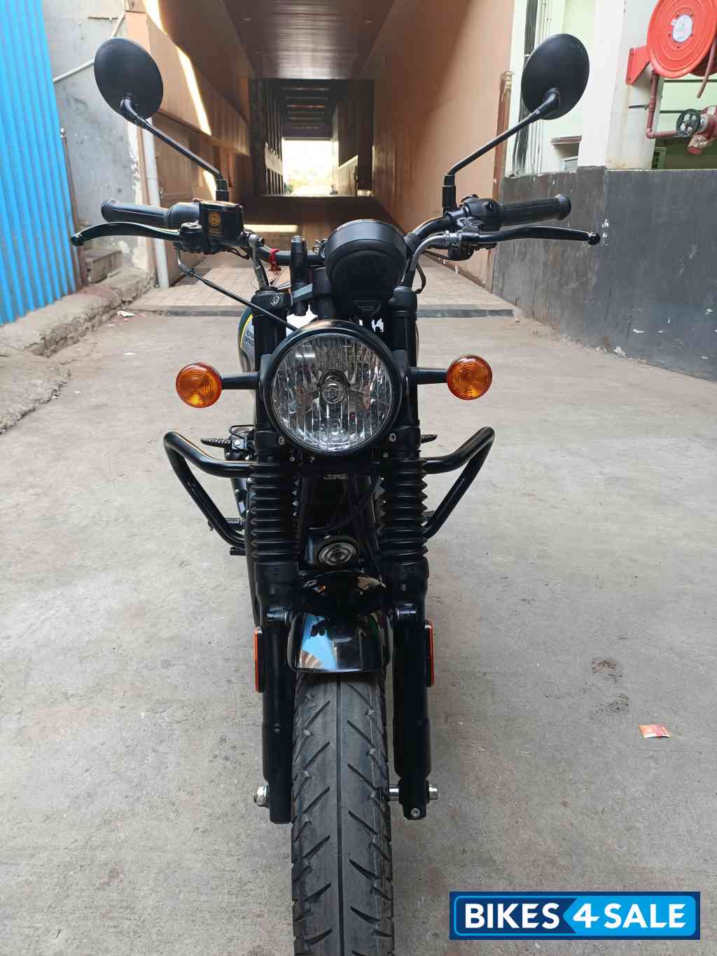 Royal Enfield Hunter 350 Retro