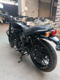 Royal Enfield Hunter 350 Retro