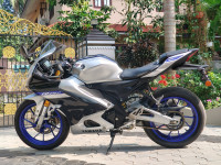 Yamaha R15M