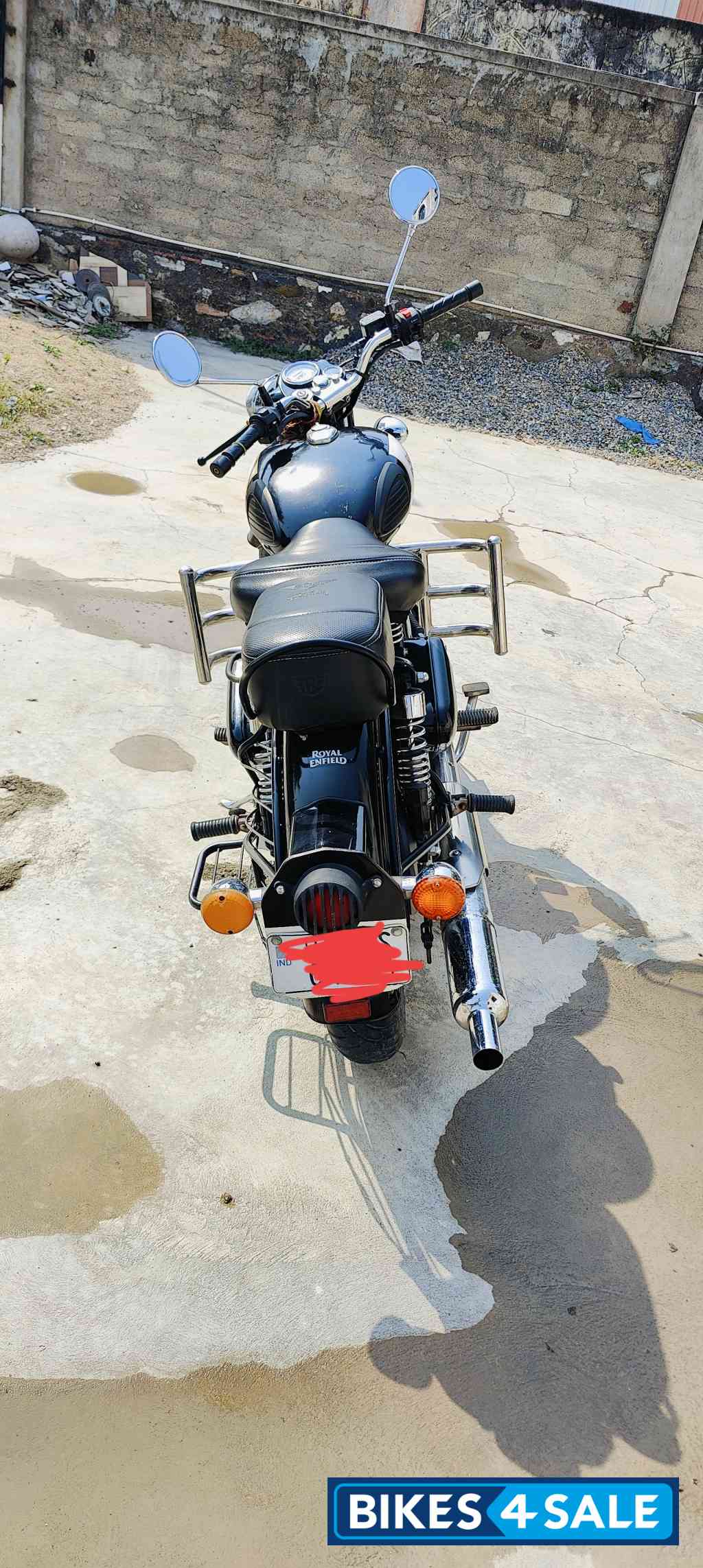Black Royal Enfield Classic 350