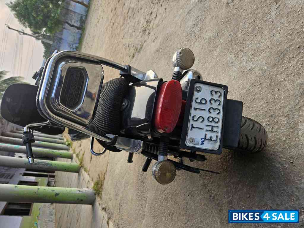Bajaj Avenger Cruise 220