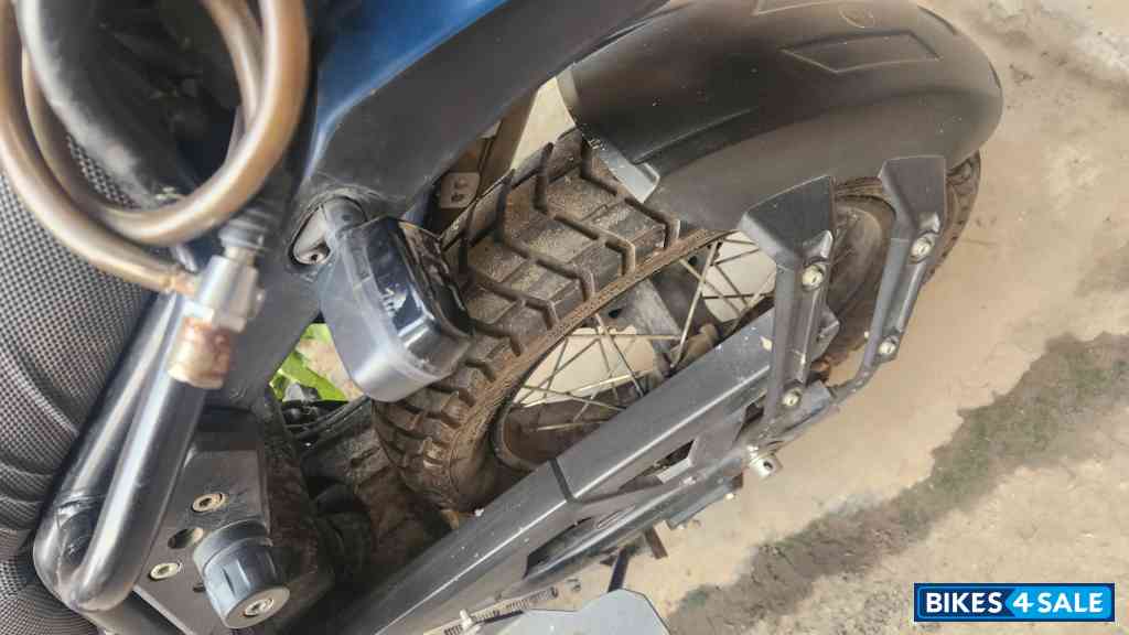 Glacier Blue Royal Enfield Himalayan BS VI Glacier Blue Royal Enfield Himalayan BS VI