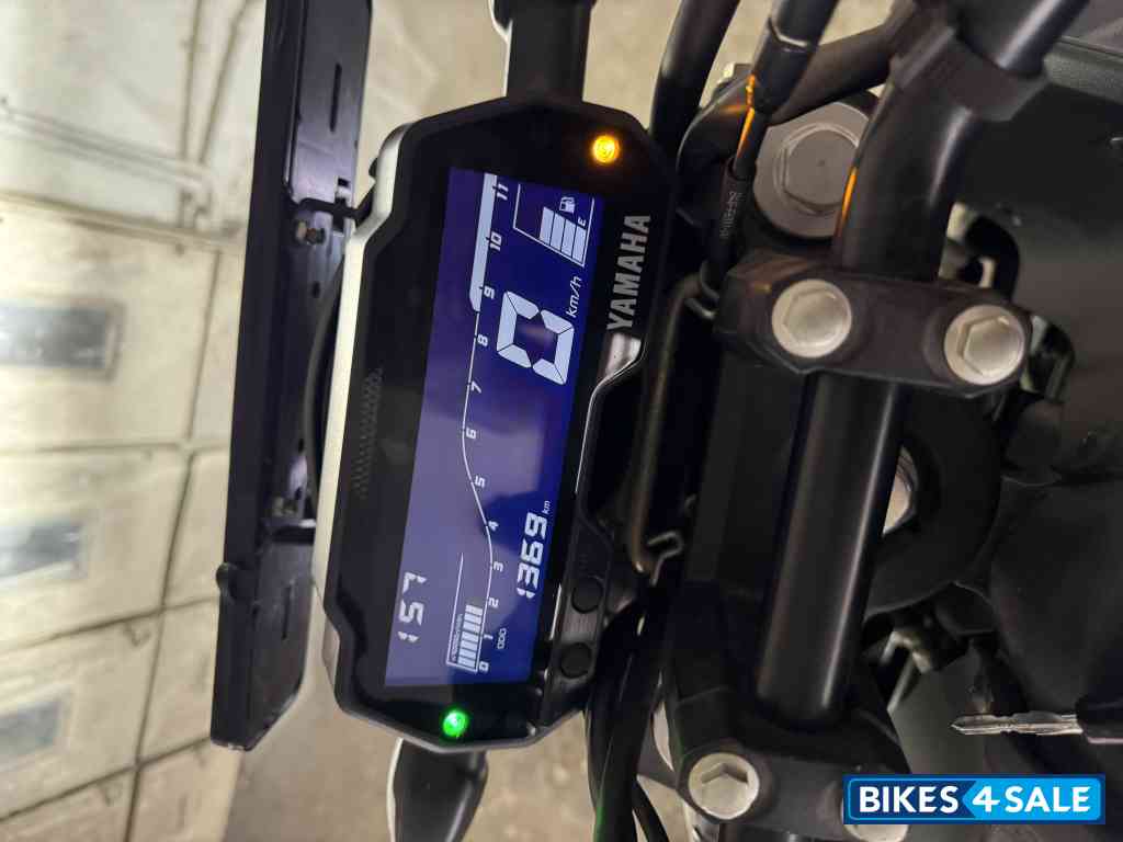 Yamaha FZ-S FI Ver 4.0