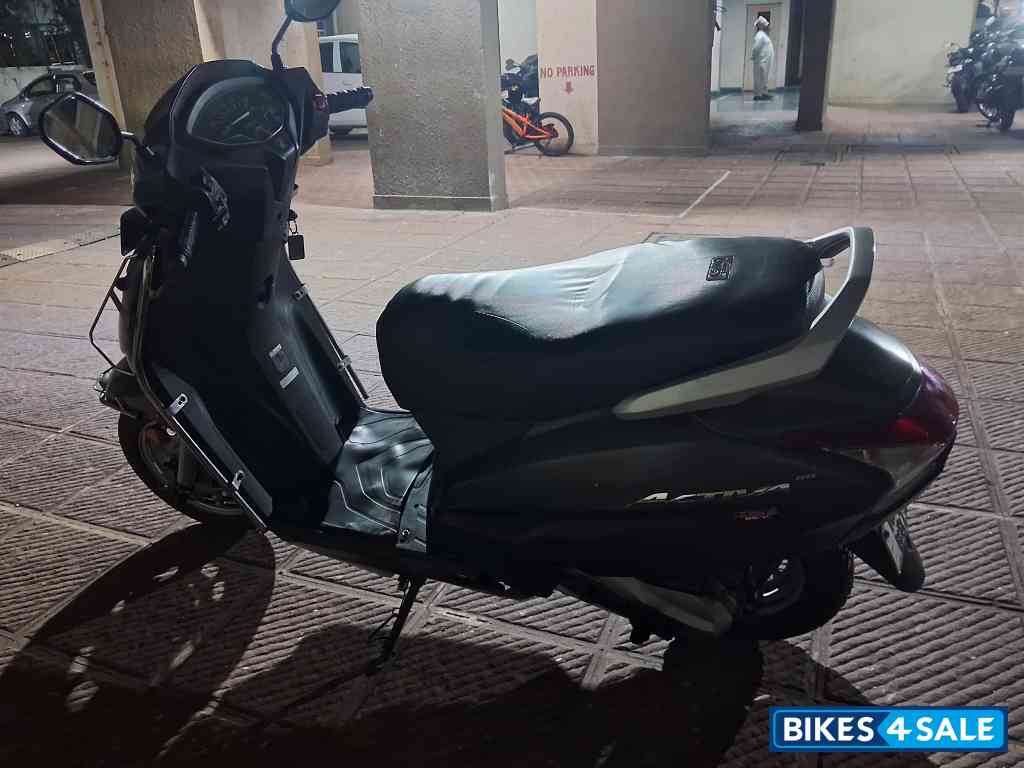 Magnetic Silver Honda Activa 6G Std