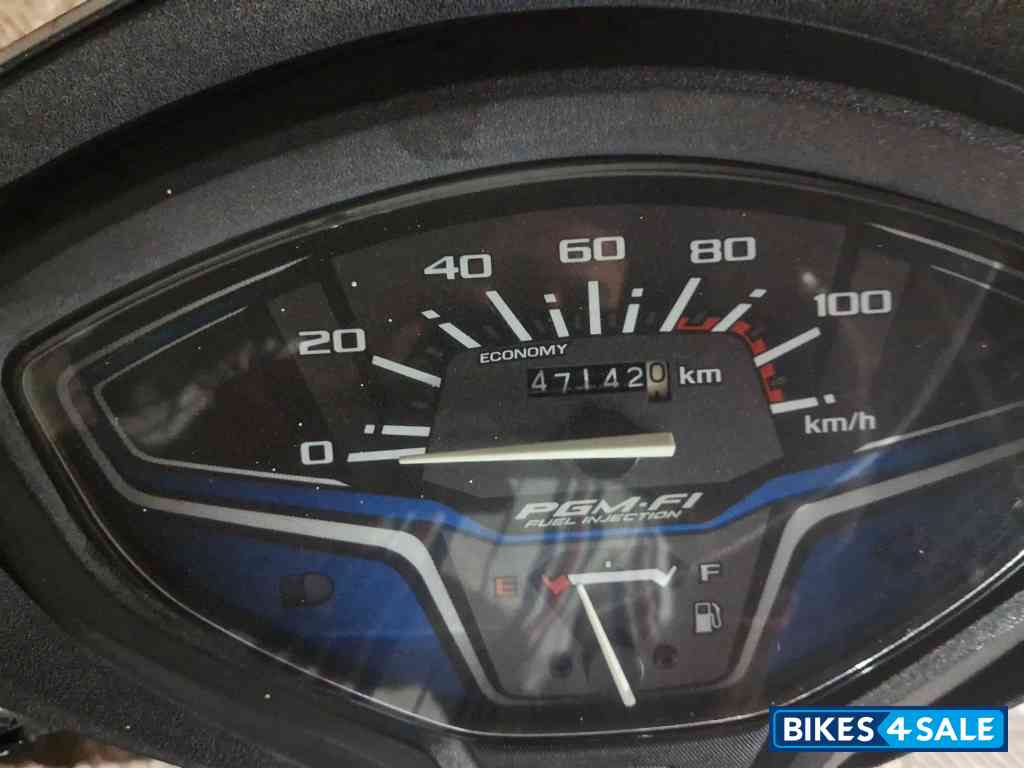 Magnetic Silver Honda Activa 6G Std