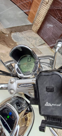 Bajaj Avenger Street 220 BS6 2023 Model