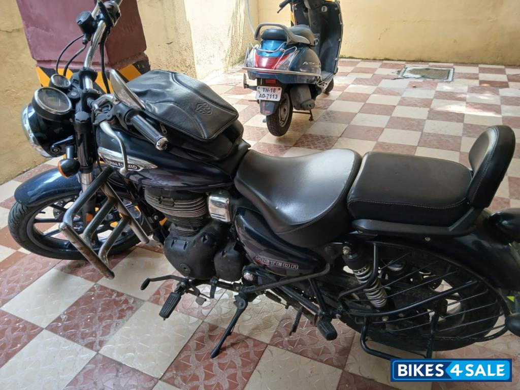 Royal Enfield Meteor 350 Stellar