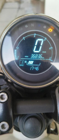 Jawa 42 Bobber Dual Channel ABS