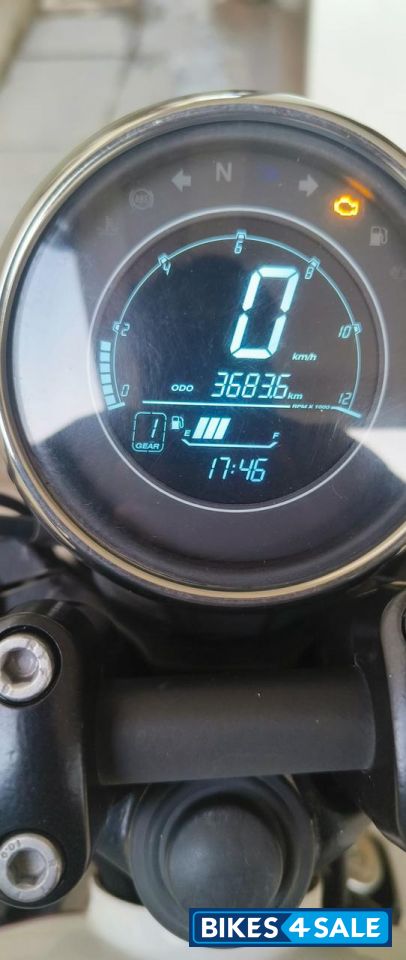 Jawa 42 Bobber Dual Channel ABS