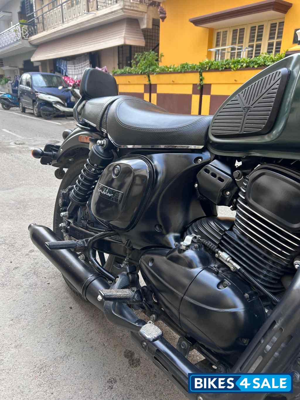 Hunter Green Yezdi Roadster Dark