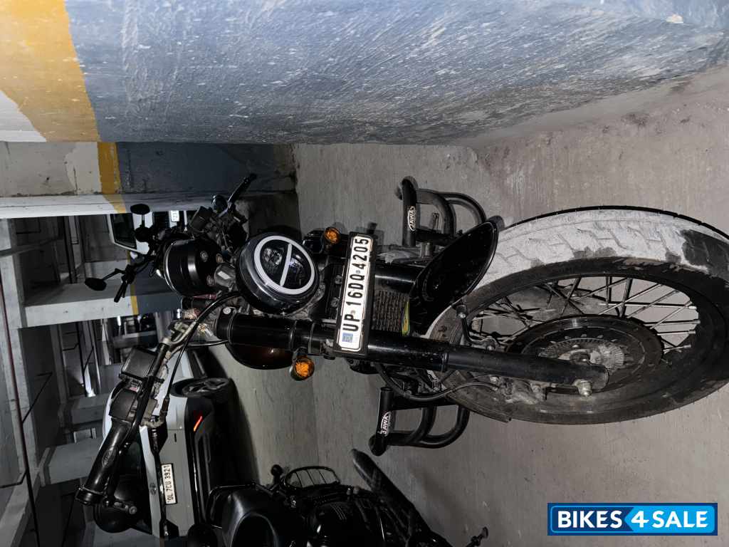 Jawa 42 Bobber Dual Channel ABS