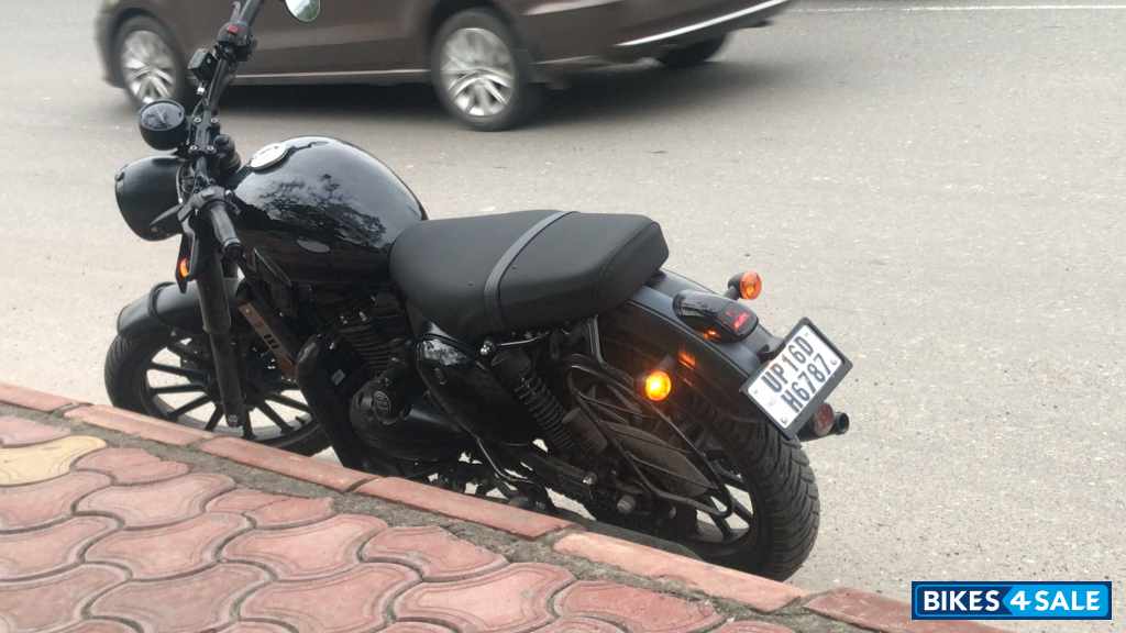 Jawa 42 Dual Channel ABS AllStar Black