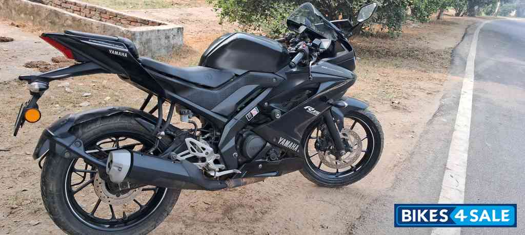 Yamaha YZF R15 V3