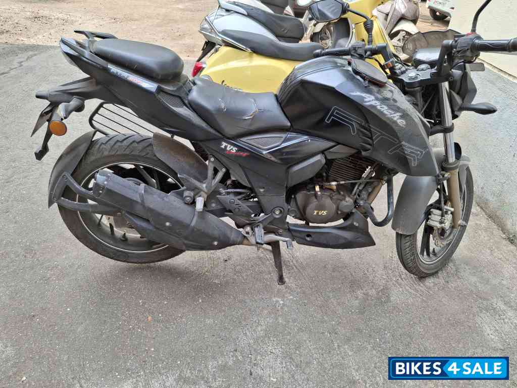 TVS Apache RTR 200 4V ABS