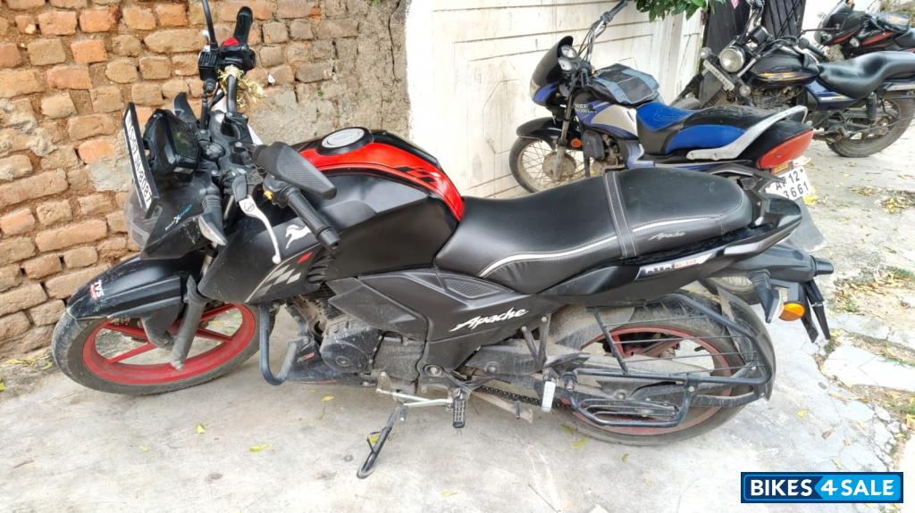 TVS Apache RTR 160 4V Special Edition