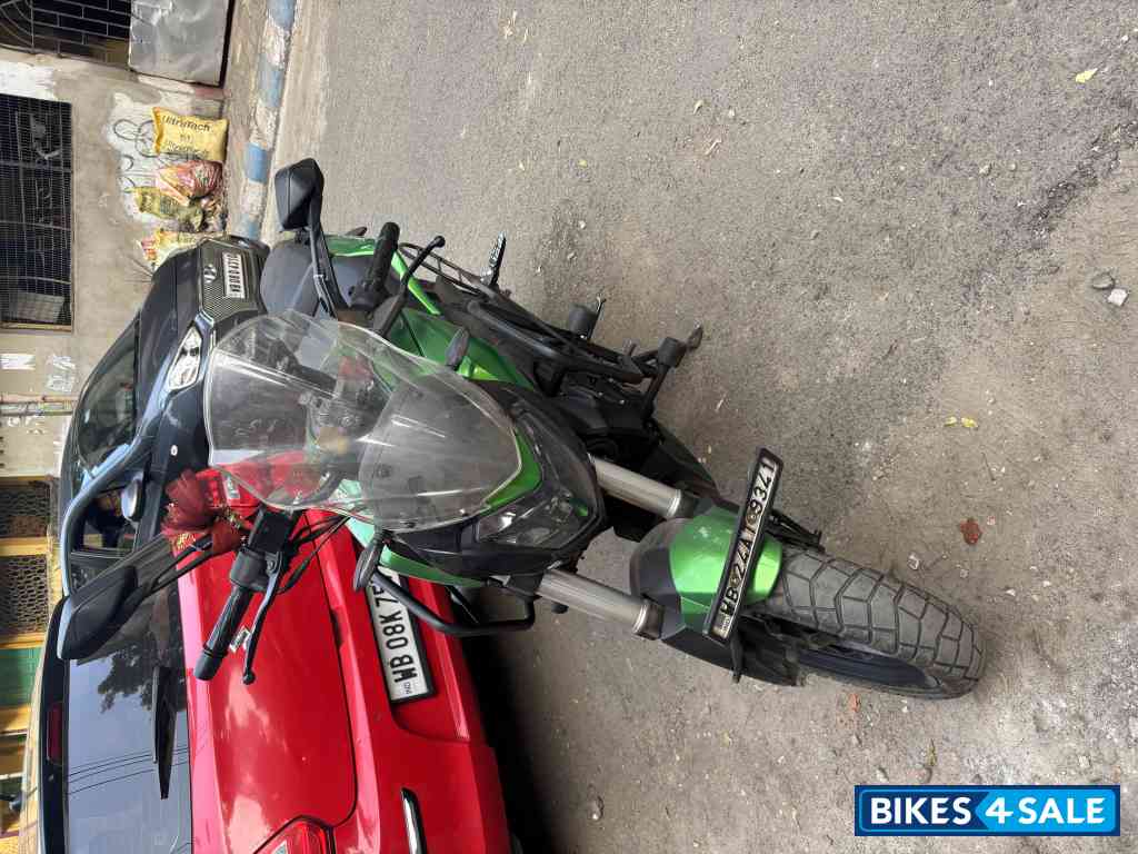 Bajaj Dominar 400